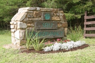 Selu stone sign