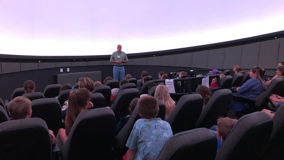 Check Elementary students see the Radford University Planetarium
