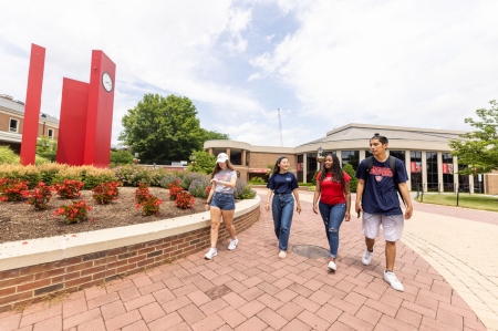 students_campus_fall_2288 (1)
