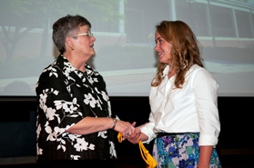 Tufts recieves student award.