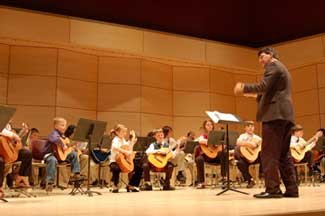 youth guitar orchestra
