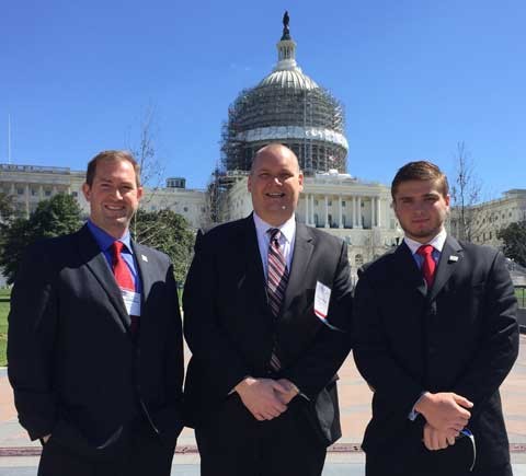 RU students and SON Director Tony Ramsey pose before the U.S. Capitol during their recent Capitol Hill visit as part of the annual meeting of the AACN