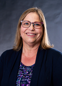 Headshot of Angela Mickle