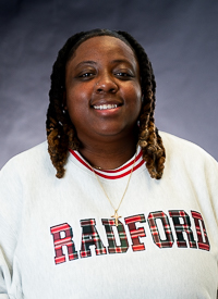 Headshot of Carrie Dabney