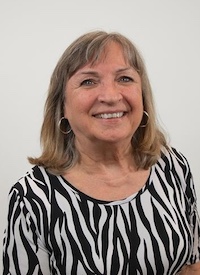 Headshot of Connie Leathers