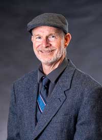 Headshot of Guy Axtell