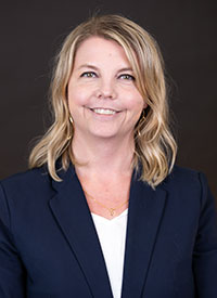 Headshot of Jenny Hall