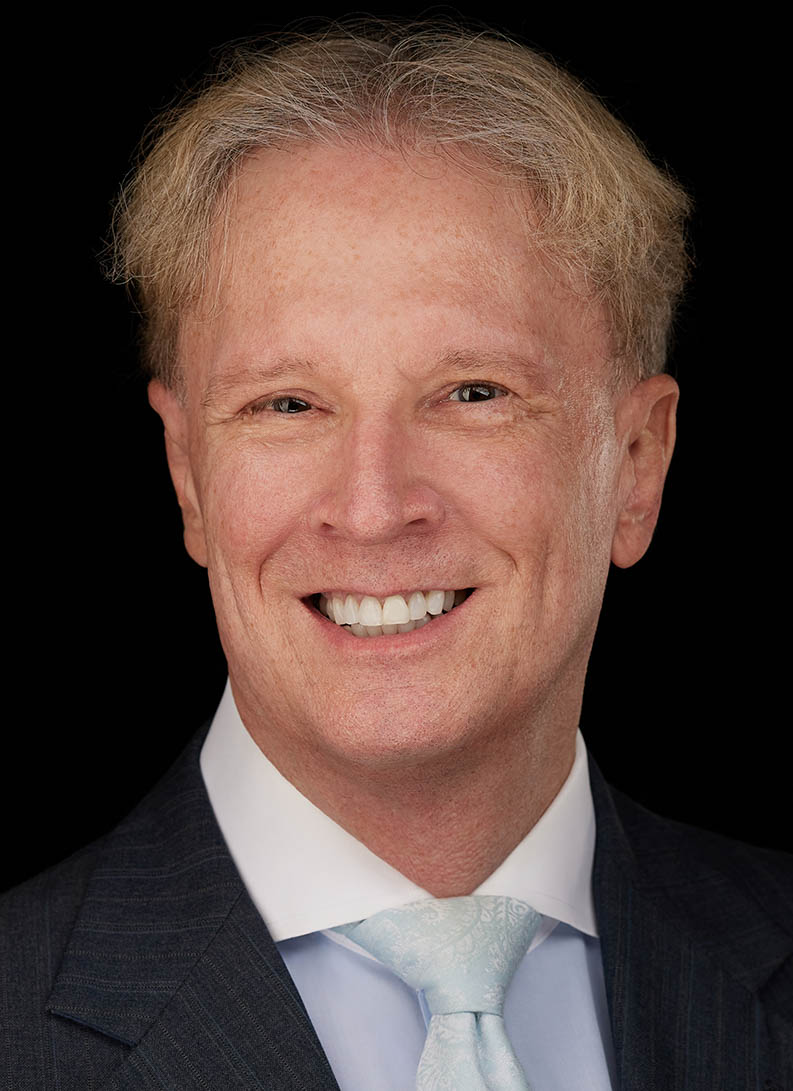 Headshot of Bob Gordon