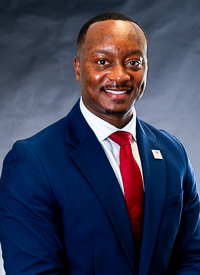 Headshot of Travis Richard