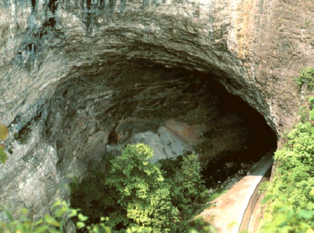 Natural Tunnel