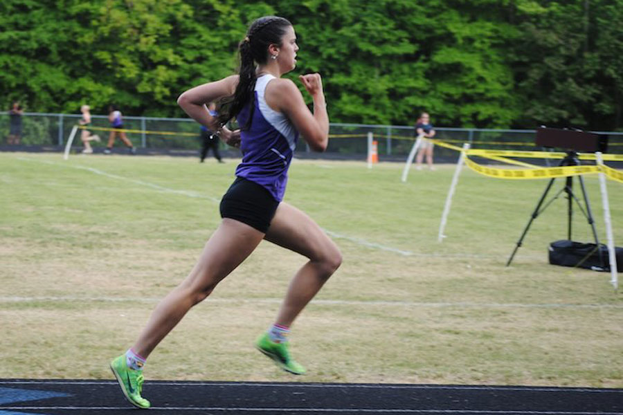 Freshman Mackenzie Bolling runs track