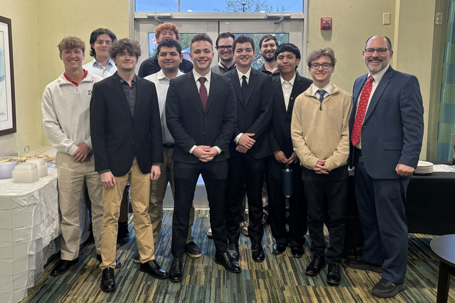 Accounting students attend an event by the Virginia Society for Certified Public Accountants.